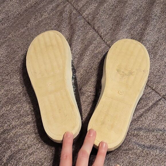 Feversole Sparkly Shoes  - Picture 4 of 6